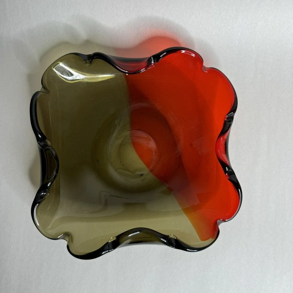 Vintage Art Glass Trinket Bowl 6.5